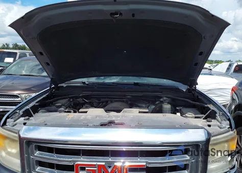 2015 GMC Sierra 1500 Slt z USA, uszkodzony, nr VIN 3GTU2VEC0FG308592